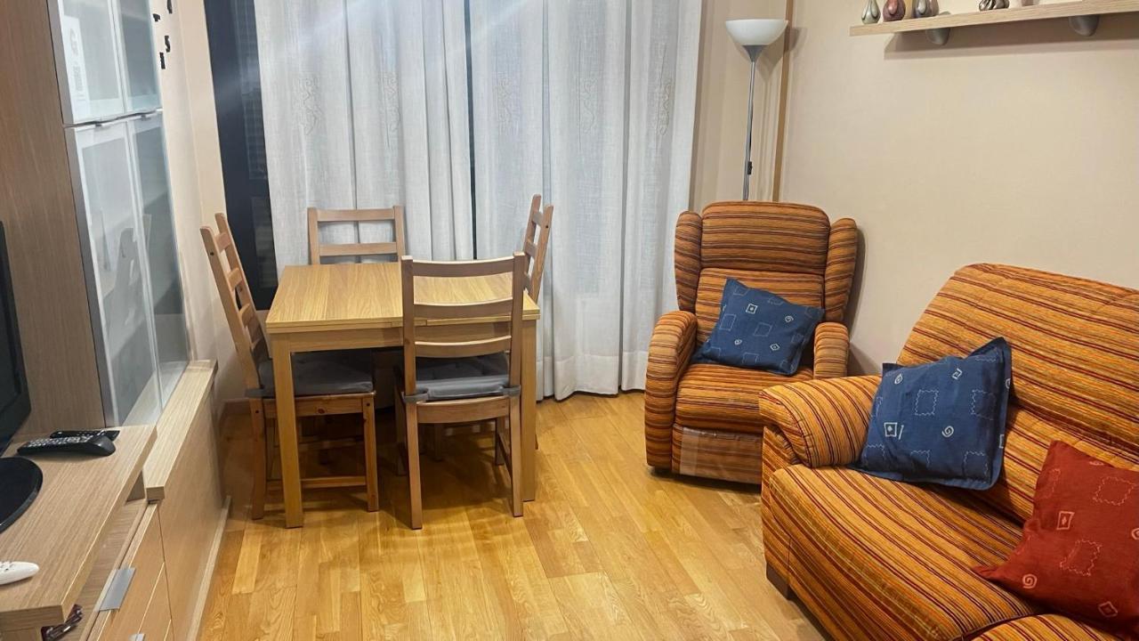 El Primero G - Aljaferia Appartement